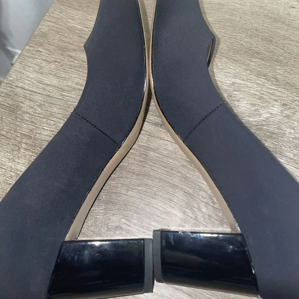Donald Pliner Parris Round Toe Pumps Heels Womens Black  Block Heel Sz 9M
